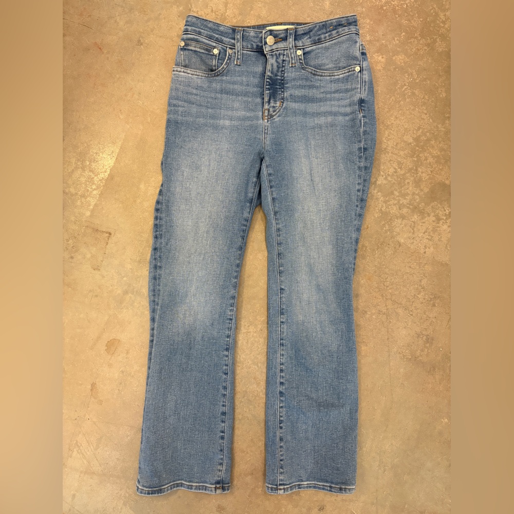 Madewell Mid-Rise Kick Out Jean